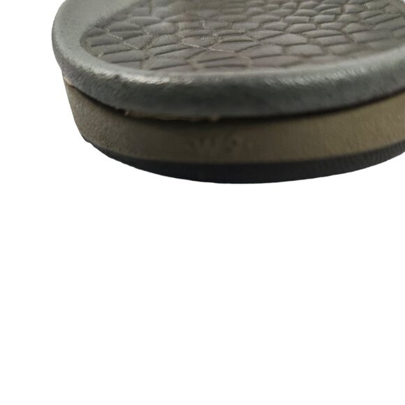 Chaco Ecofit Women Size 9 Flip Flops Comfortable Durable Sandals Textured Sole - Picture 10 of 11